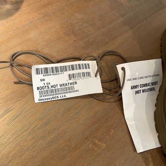 Army boots, hot weather size 6w - Picture 2 of 6